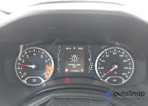 2015 Jeep Renegade Latitude z USA, uszkodzony, nr VIN ZACCJBBT2FPC15945